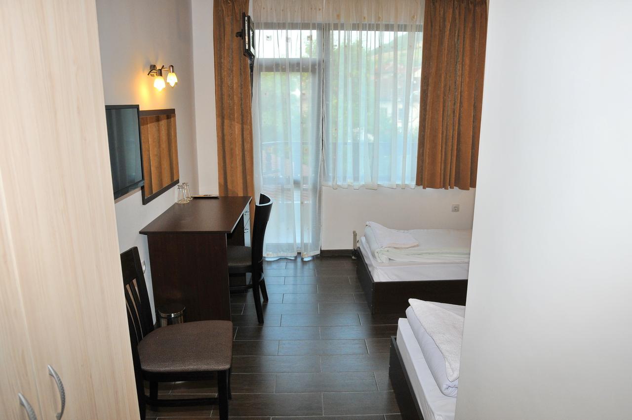 Hotel Kiprovets Чипровци Екстериор снимка